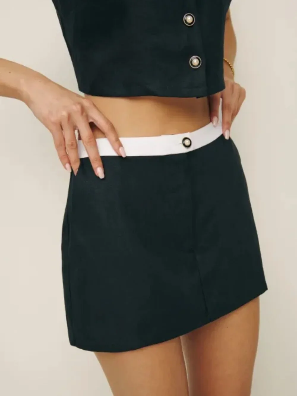 NWOT Reformation Roxy Linen Two Piece in Black White Sleeveless Top Skort Size 8